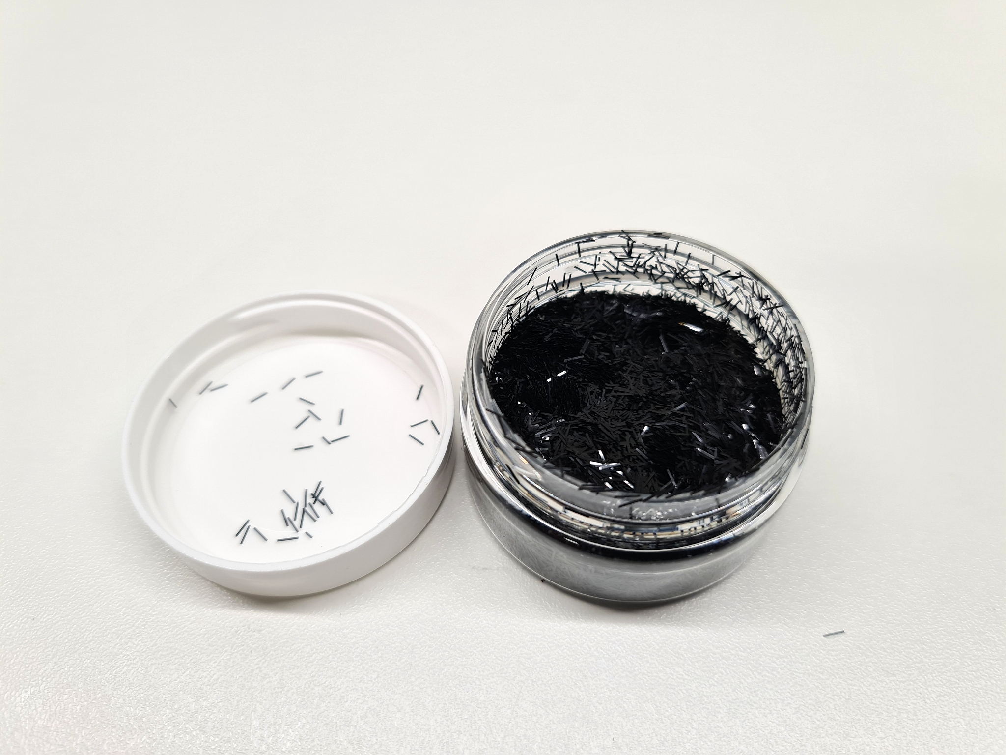 MIKATECH 0,2mm Streifen Glitter schwarz
